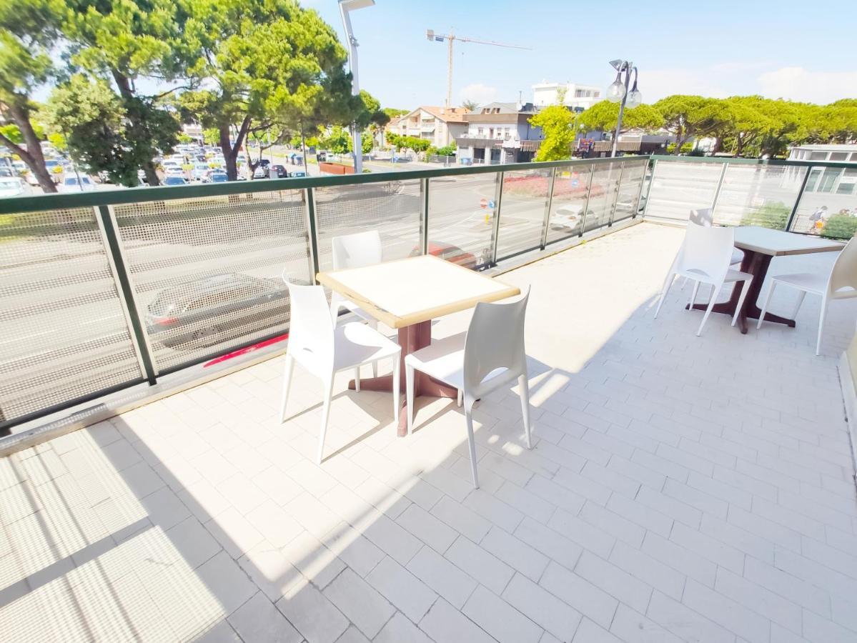 Quito - Dietro Piazza Mazzini - Immobil Relax Lido di Jesolo Buitenkant foto